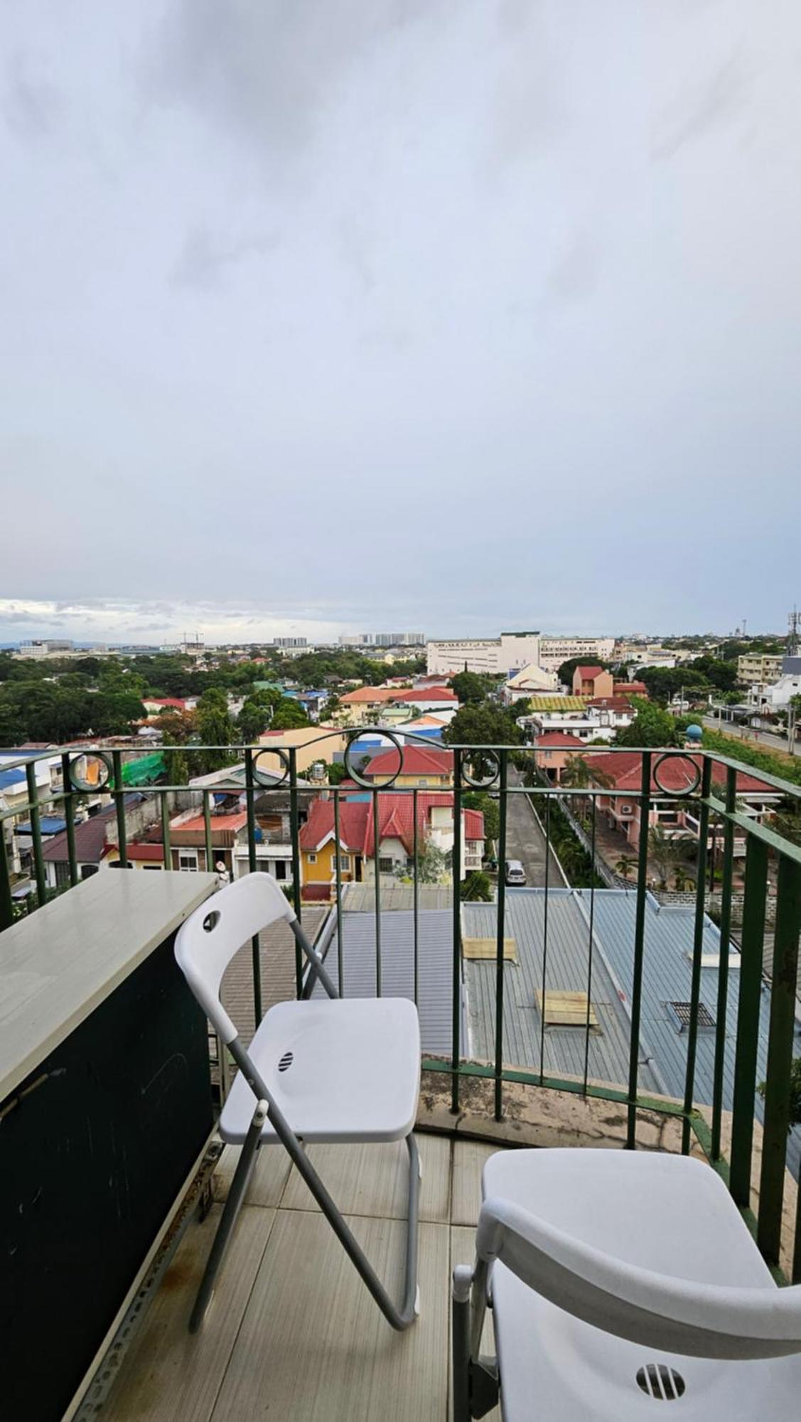 Cozy 2Br Staycation With Balcony Chateau Elysee For 4-6 Pax Paranaque City Zewnętrze zdjęcie